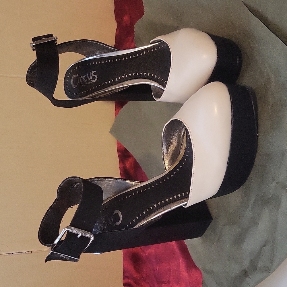 Sam Edelman Chunky Platform Heels